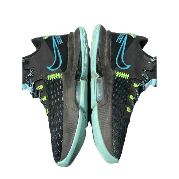 Nike LeBron Witness 5 Black Light Blue Fury Sneakers Men\'s Size 8.5 main image 5